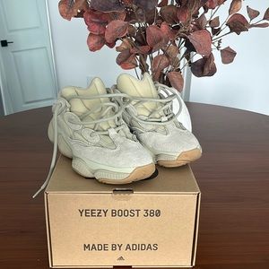 Yeezy 500 Stone Size 5